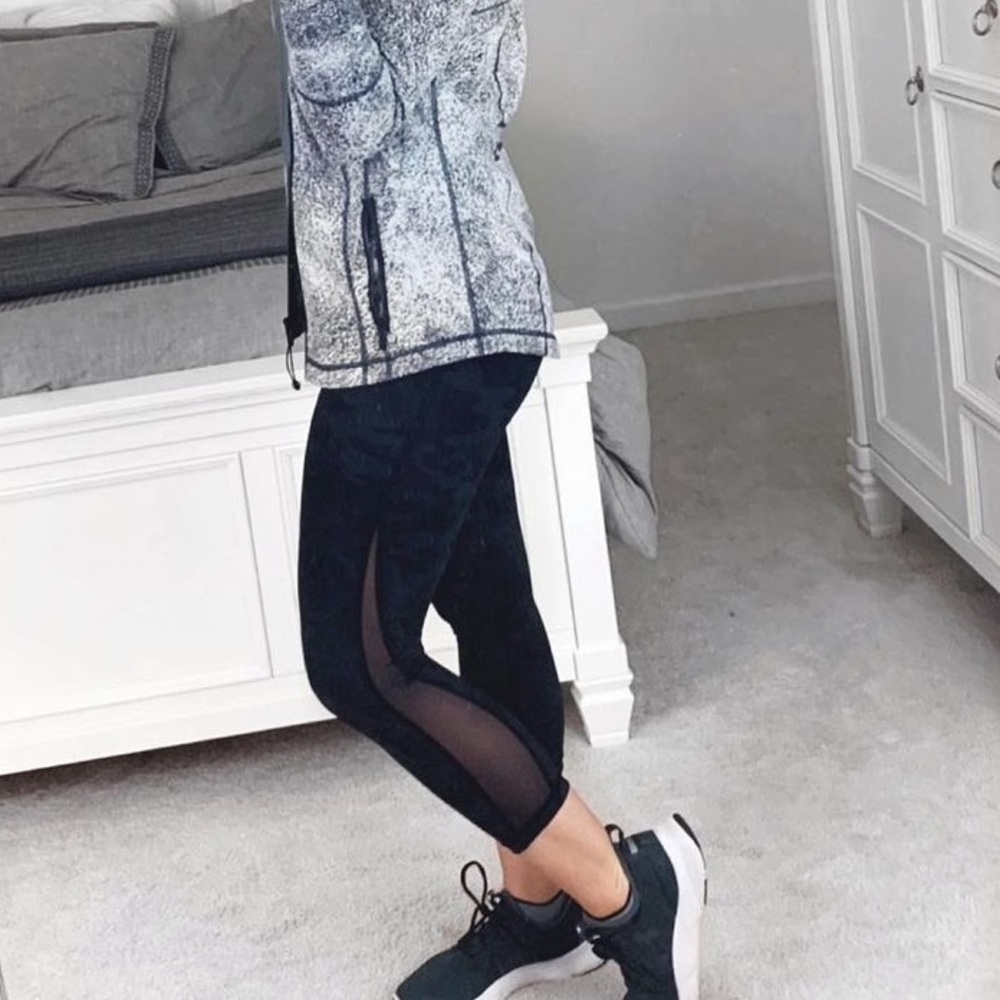 Lululemon Black Camo Leggings